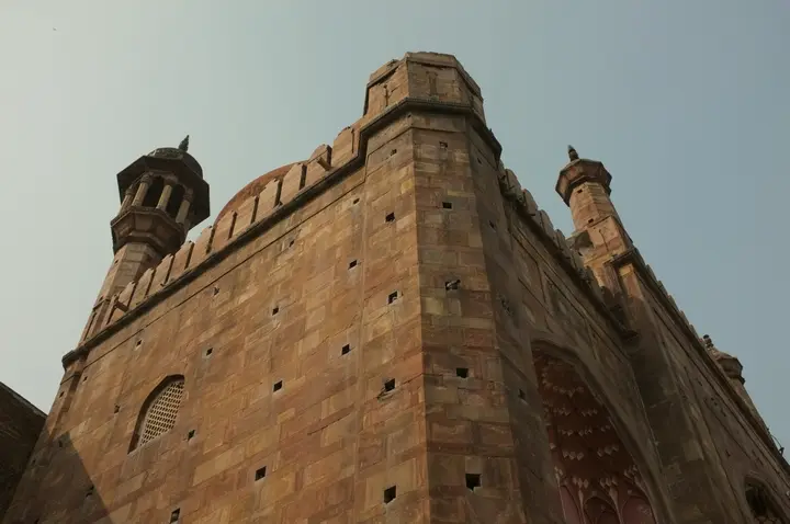 The Alamgir Mosque, Varanasi, against the sky